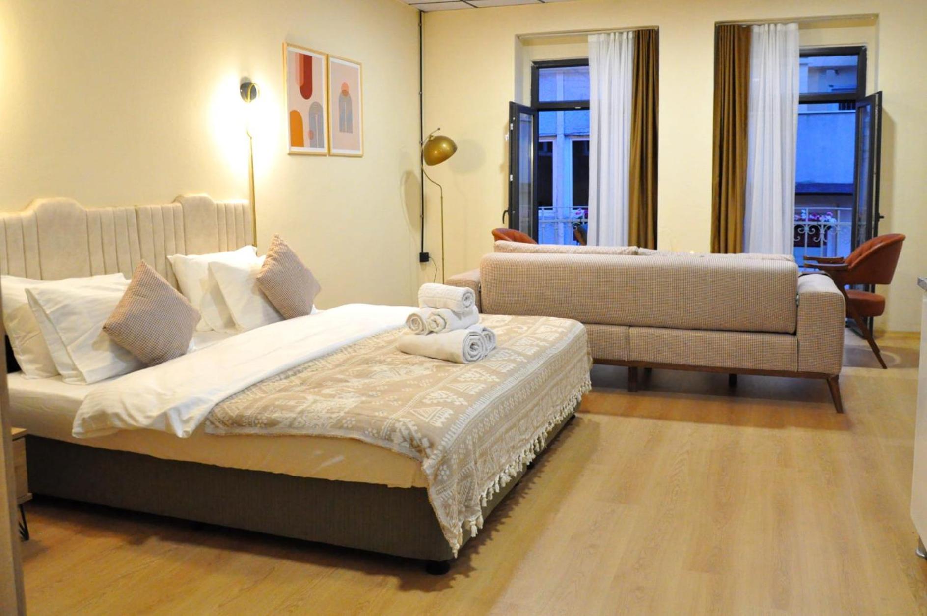 Golden Door Hotel, Istanbul